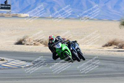 media/Jan-08-2022-SoCal Trackdays (Sat) [[1ec2777125]]/Turn 4 (1145am)/